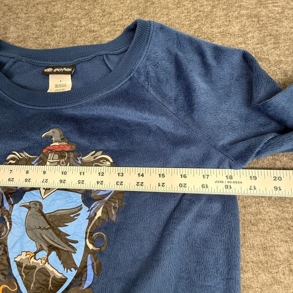 Harry Potter Ravenclaw Fleece Sweatshirt Women's Small Blue Wizarding World - Picture 4 of 9